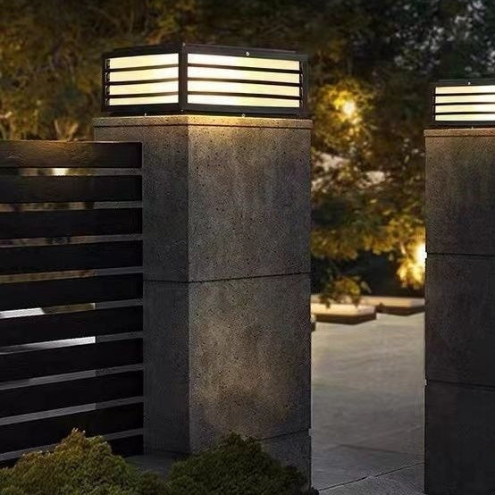 Waterproof Pillar Lamp Outdoor Yard Lamp