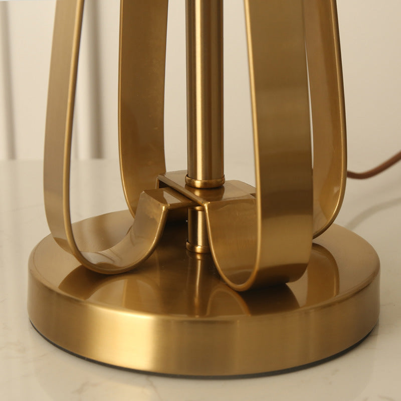 Underful Home Art Nordic Gold Table Lamp