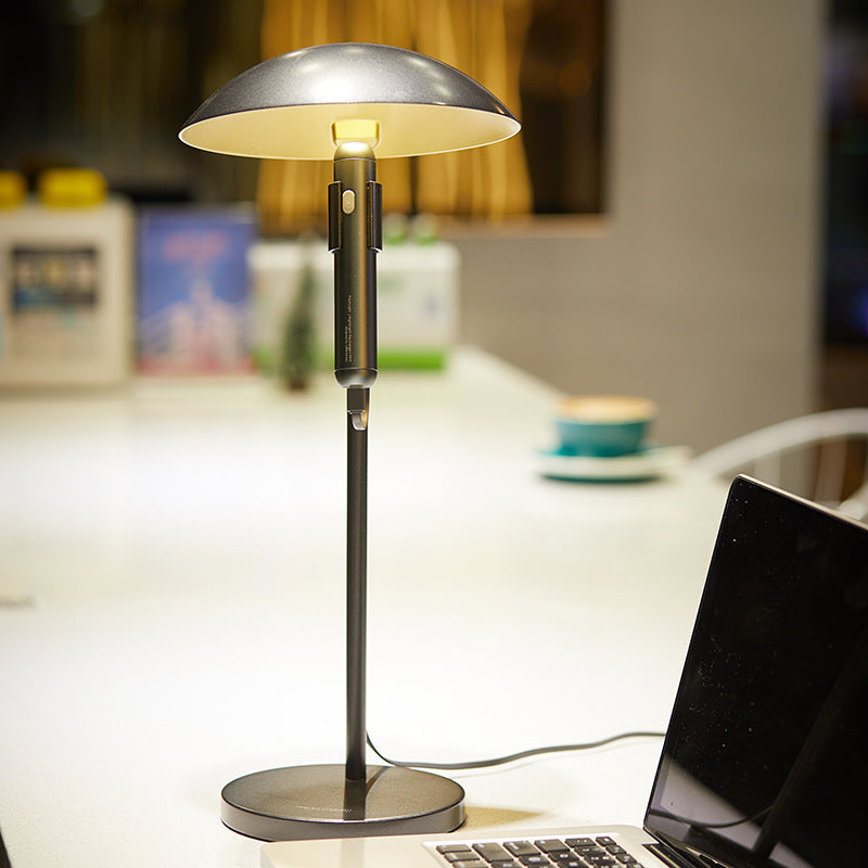 Underful FlashLight LED Table Lamp